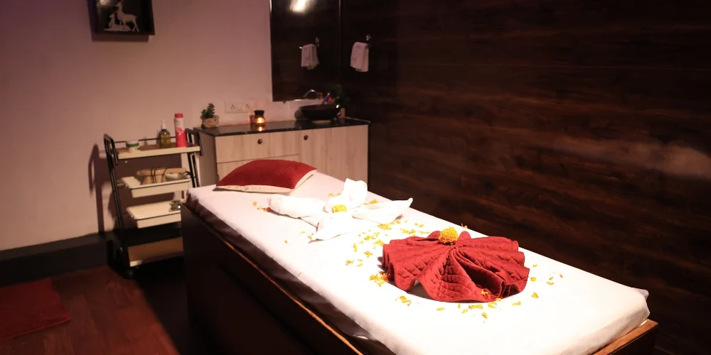 Calm treatment room at Medis Spa in Mira Road